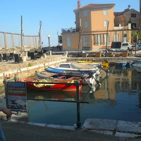 아파트 Placovici 볼로스코